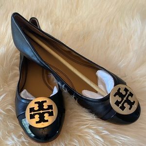 New in Box Tory Burch Mini Cap-Toe Ballet Flats size 10